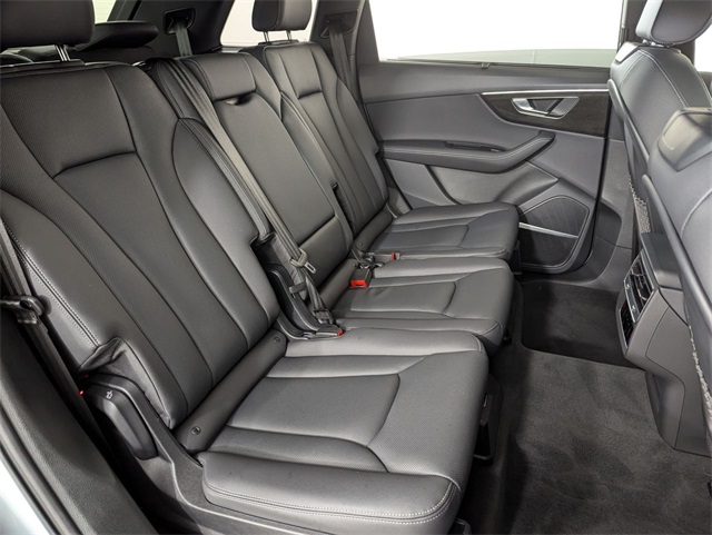 used 2025 Audi Q7 car, priced at $53,981
