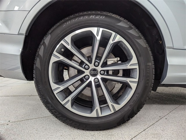 used 2025 Audi Q7 car, priced at $53,981