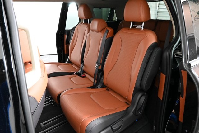 new 2026 Kia Carnival Hybrid car, priced at $56,020