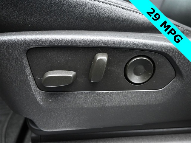 used 2023 GMC Sierra 1500 car, priced at $39,899