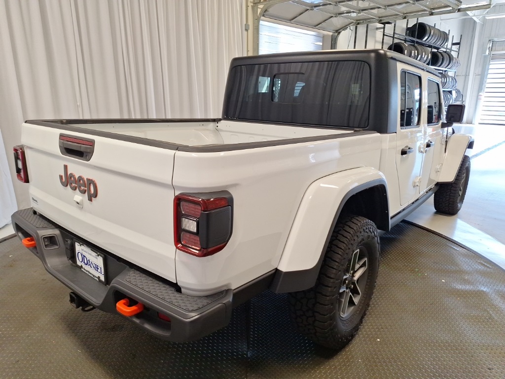 used 2021 Jeep Gladiator car, priced at $33,882