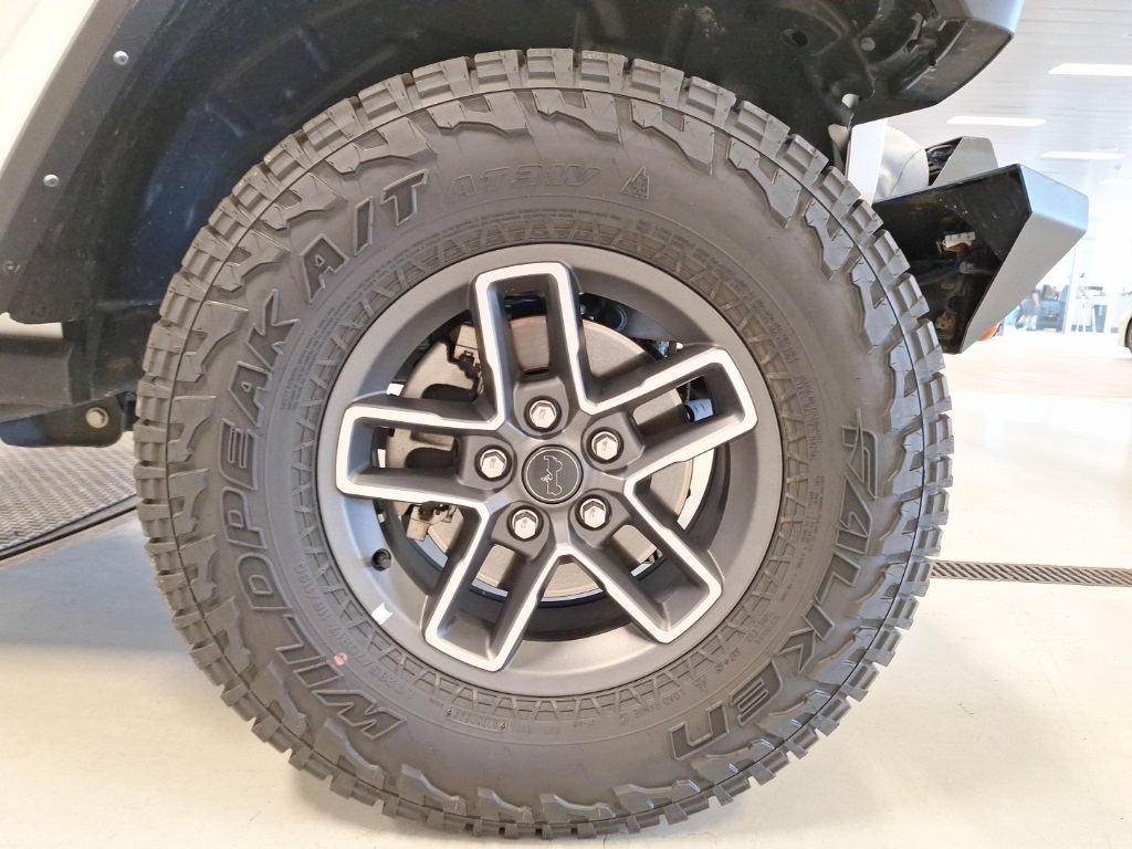 used 2021 Jeep Gladiator car, priced at $33,882