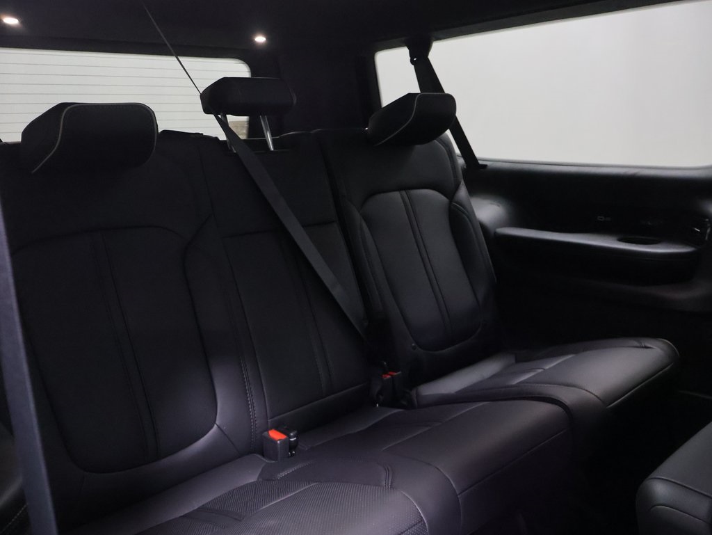new 2025 Jeep Grand Wagoneer L car, priced at $97,404
