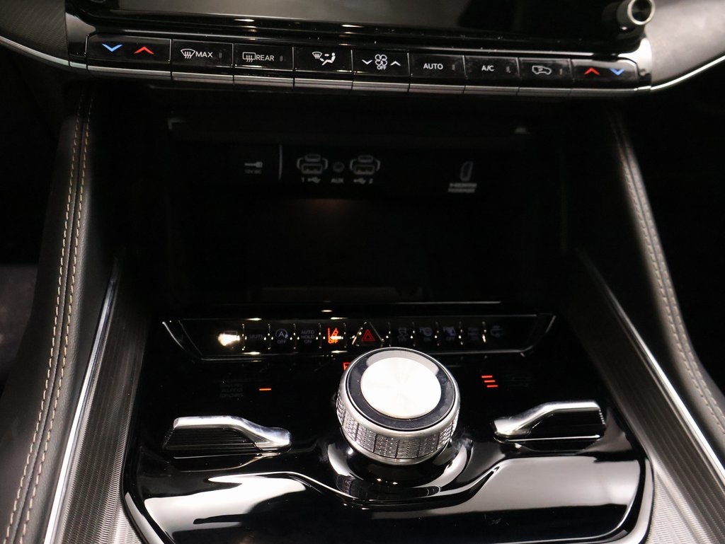 new 2025 Jeep Grand Wagoneer L car, priced at $97,404