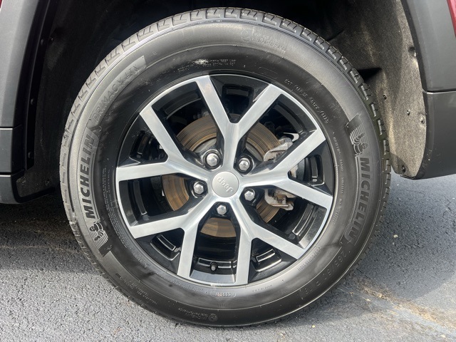 used 2023 Jeep Grand Cherokee car, priced at $36,500