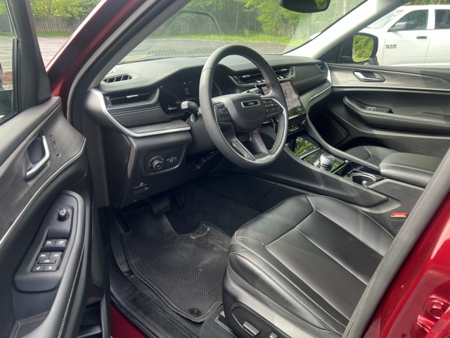 used 2023 Jeep Grand Cherokee car, priced at $36,500