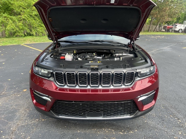 used 2023 Jeep Grand Cherokee car, priced at $36,500