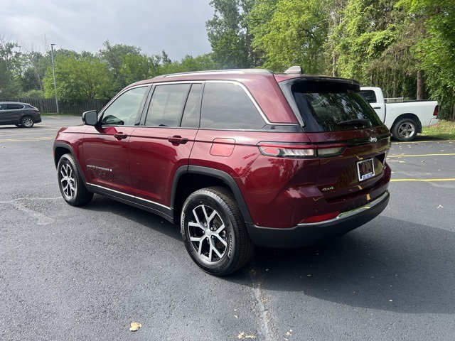 used 2023 Jeep Grand Cherokee car, priced at $36,500