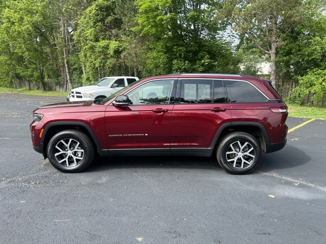 used 2023 Jeep Grand Cherokee car, priced at $36,500