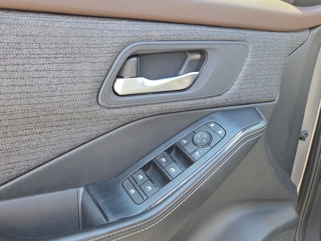 used 2021 Nissan Rogue car, priced at $22,500