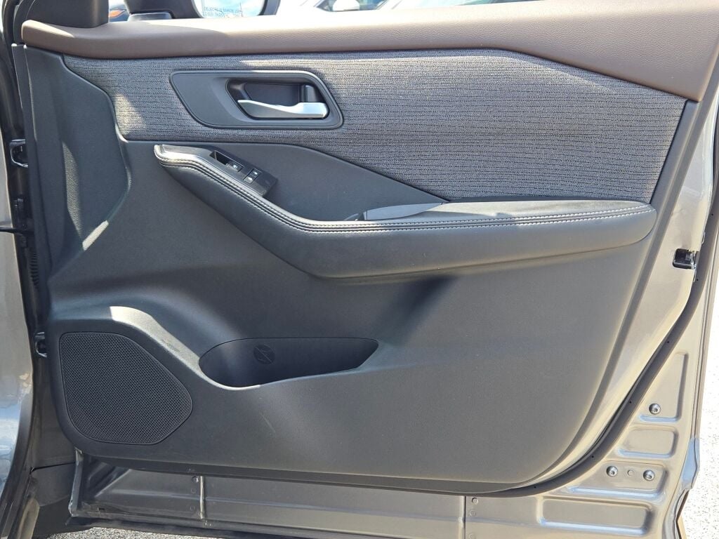 used 2021 Nissan Rogue car, priced at $22,500
