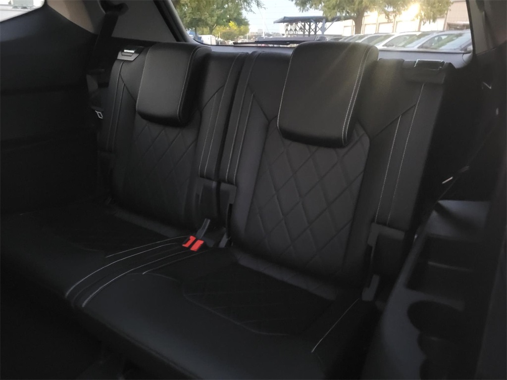 new 2026 Volkswagen Atlas car, priced at $53,118