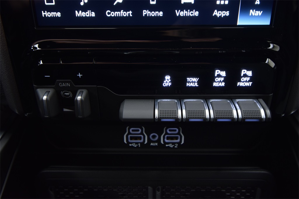 new 2025 Ram 2500 car, priced at $60,922