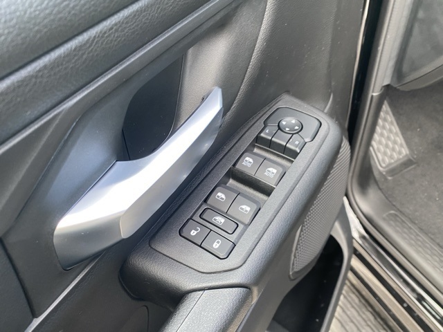 new 2025 Ram 1500 car, priced at $41,174