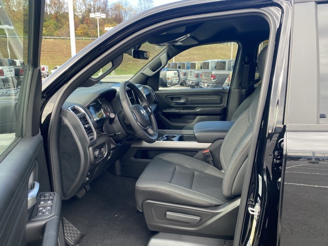 new 2025 Ram 1500 car, priced at $41,174