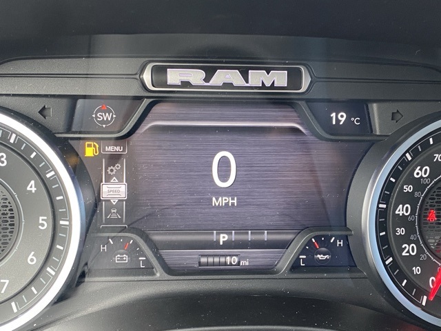 new 2025 Ram 1500 car, priced at $41,174