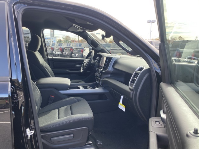 new 2025 Ram 1500 car, priced at $41,174