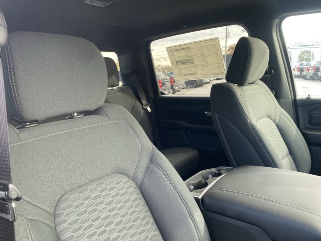 new 2025 Ram 1500 car, priced at $41,174