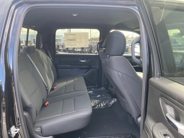 new 2025 Ram 1500 car, priced at $41,174