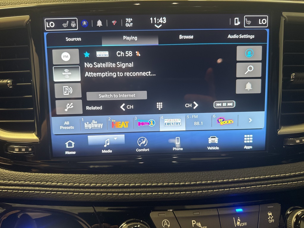 new 2025 Chrysler Pacifica car, priced at $44,615