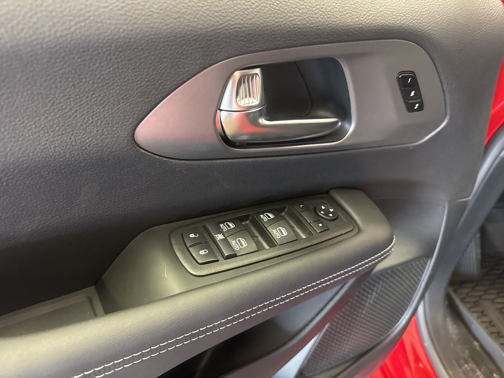 new 2025 Chrysler Pacifica car, priced at $44,615