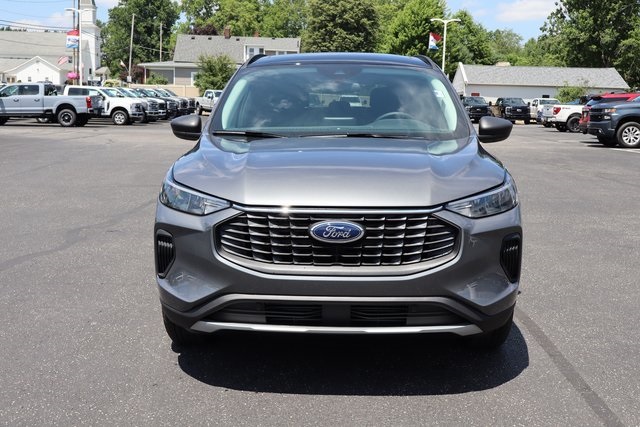 new 2025 Ford Escape car, priced at $29,702