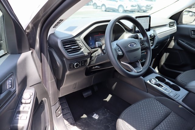 new 2025 Ford Escape car, priced at $29,702