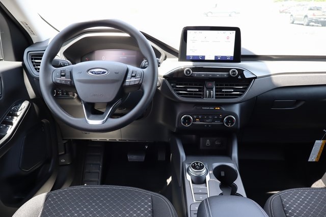 new 2025 Ford Escape car, priced at $29,702