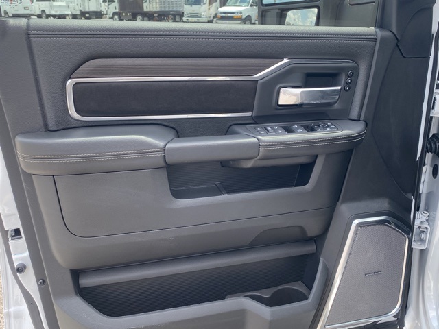new 2025 Ram 2500 car, priced at $63,114