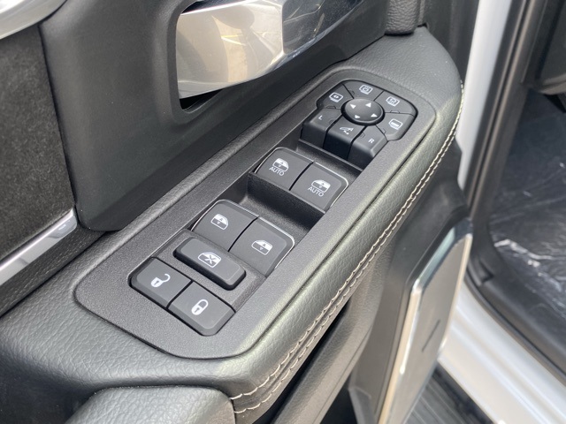new 2025 Ram 2500 car, priced at $63,114