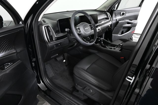 new 2025 Kia Sorento car, priced at $36,905