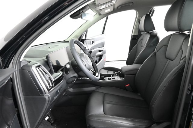 new 2025 Kia Sorento car, priced at $36,905
