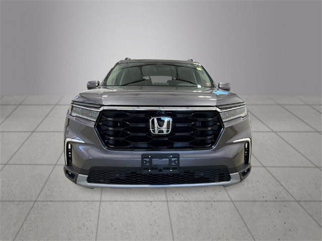 new 2025 Honda Pilot car, priced at $54,530