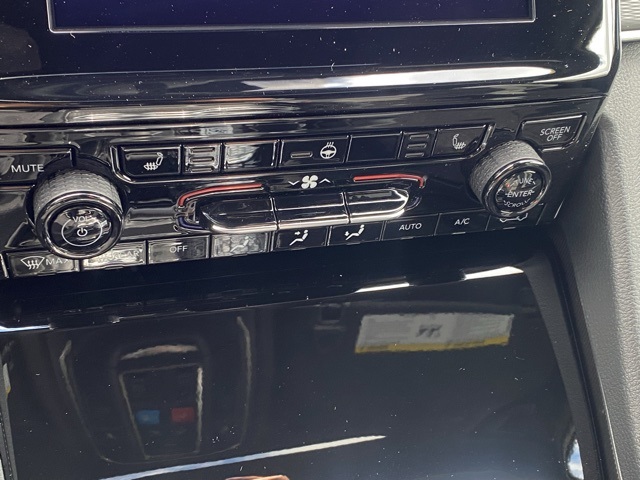 new 2025 Jeep Grand Cherokee car, priced at $36,997