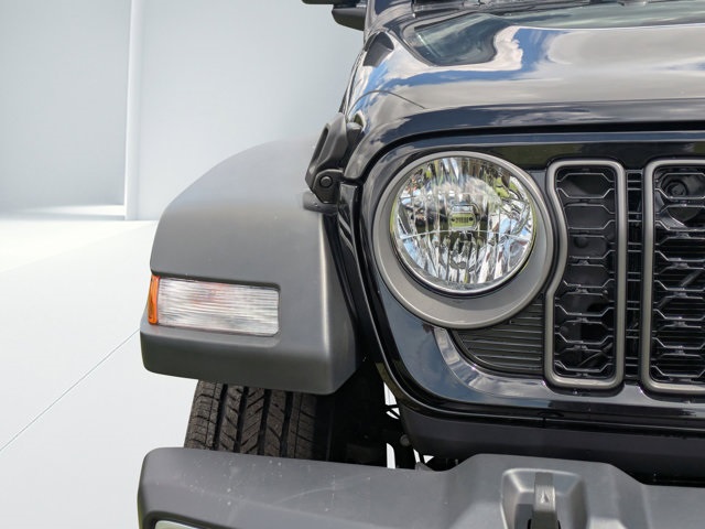 new 2025 Jeep Gladiator car, priced at $32,940