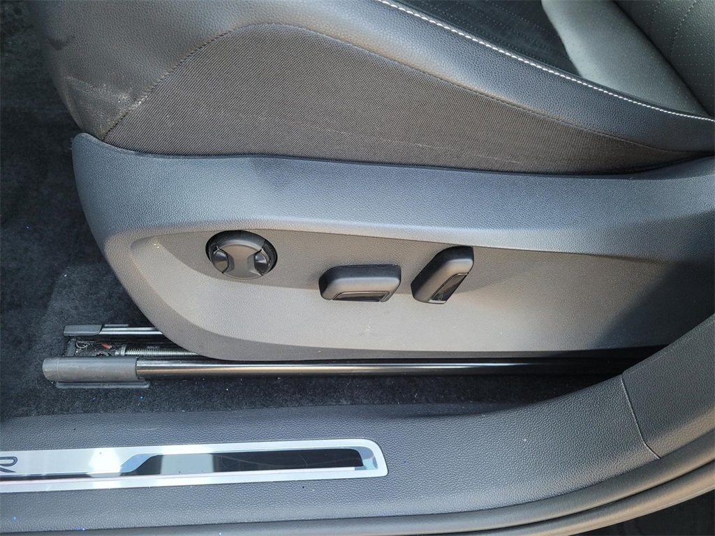 used 2024 Volkswagen Tiguan car, priced at $27,956