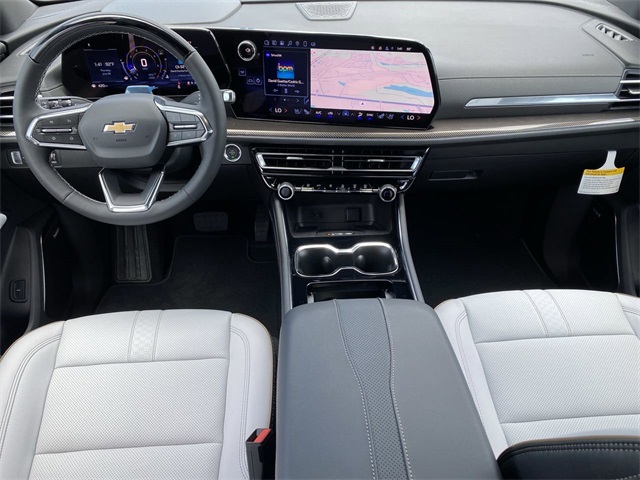 new 2025 Chevrolet Traverse car, priced at $56,045