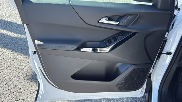 new 2026 Chevrolet Equinox car, priced at $30,820