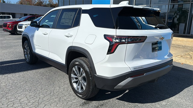 new 2026 Chevrolet Equinox car, priced at $30,820