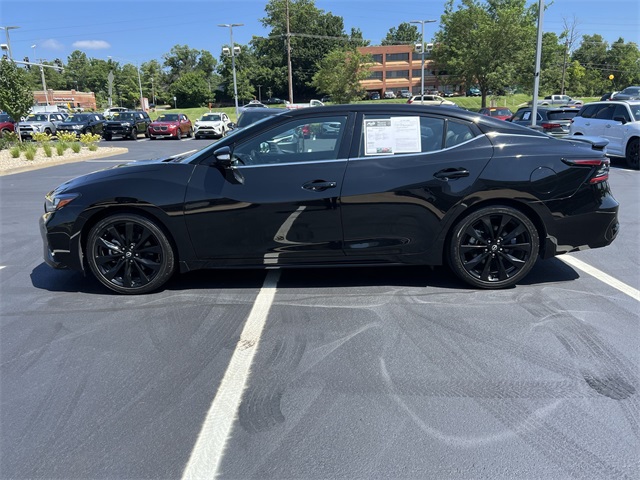 used 2023 Nissan Maxima car, priced at $33,830