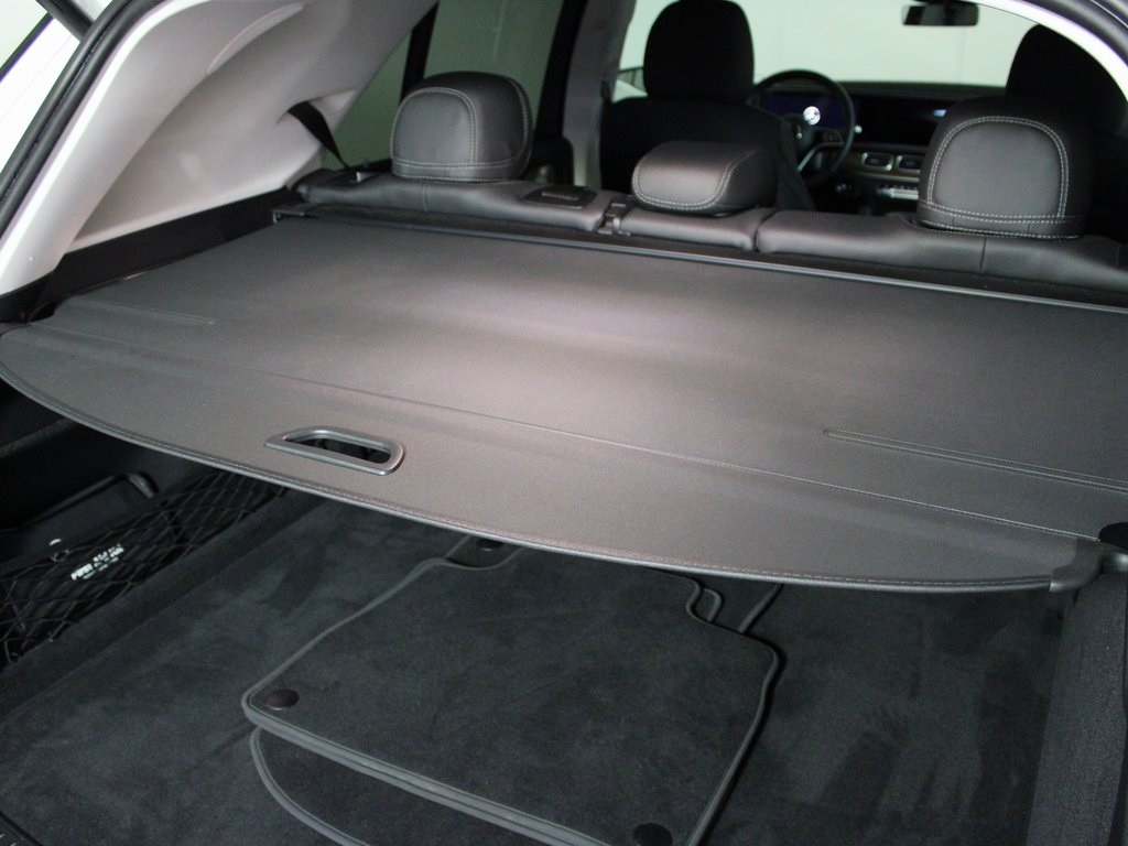 used 2025 Mercedes-Benz GLE car, priced at $60,998
