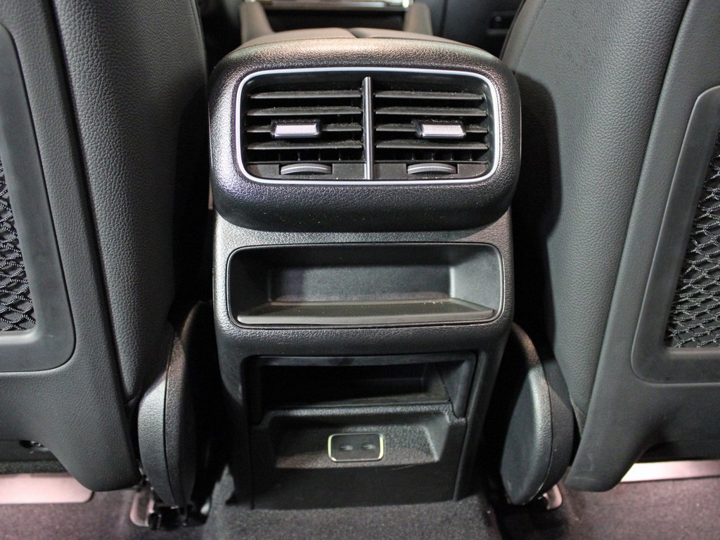 used 2025 Mercedes-Benz GLE car, priced at $60,998