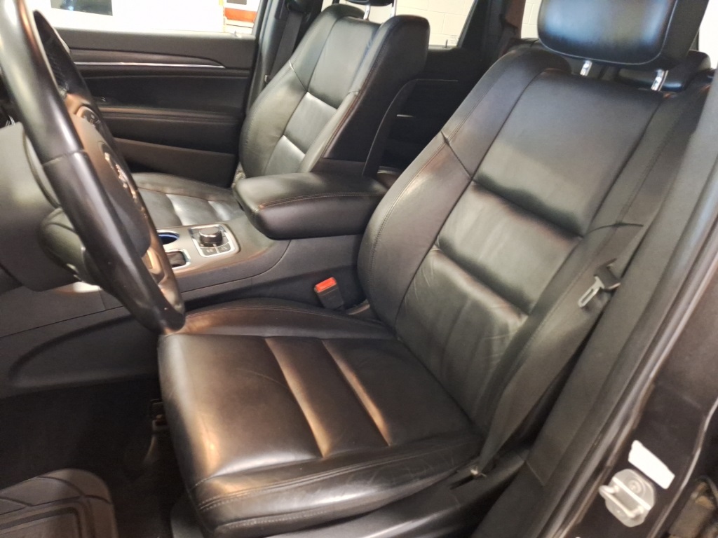used 2019 Jeep Grand Cherokee car, priced at $18,384