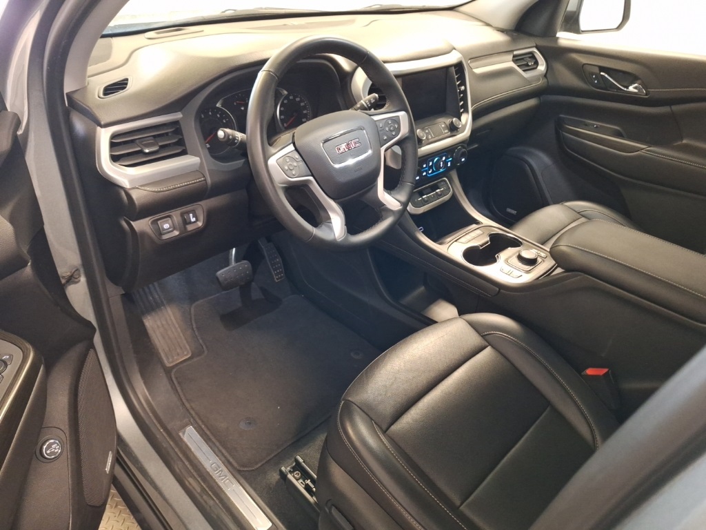 used 2023 GMC Acadia car, priced at $26,617