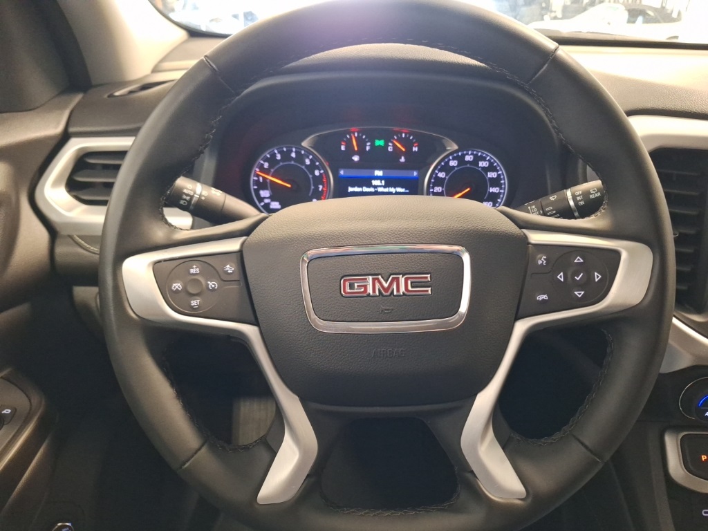 used 2023 GMC Acadia car, priced at $26,617