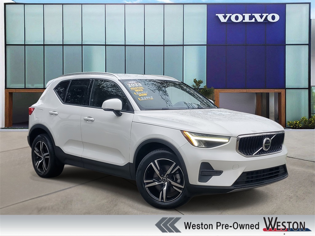 used 2023 Volvo XC40 car, priced at $24,994