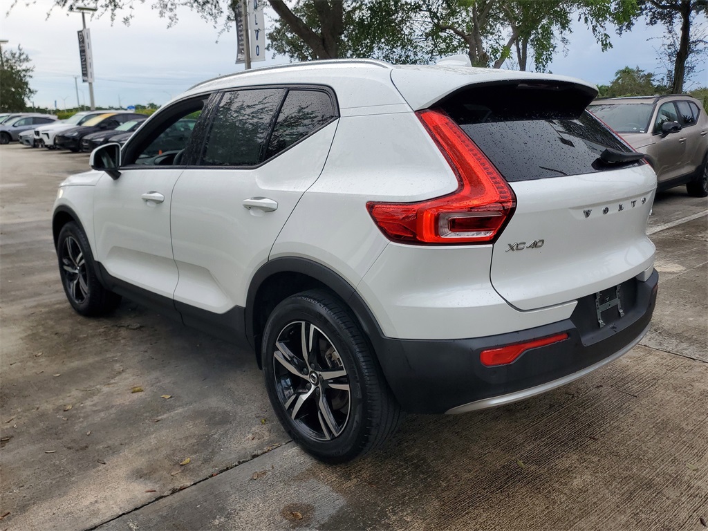 used 2023 Volvo XC40 car, priced at $24,994