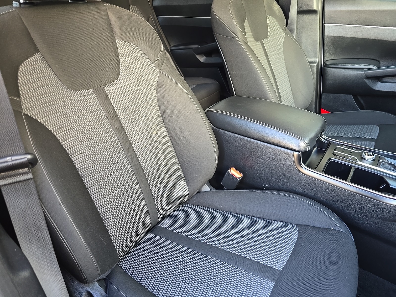 used 2021 Kia Sorento car, priced at $14,800