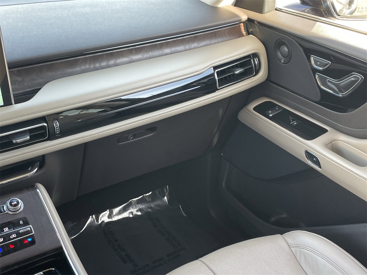 used 2020 Lincoln Aviator car, priced at $28,959