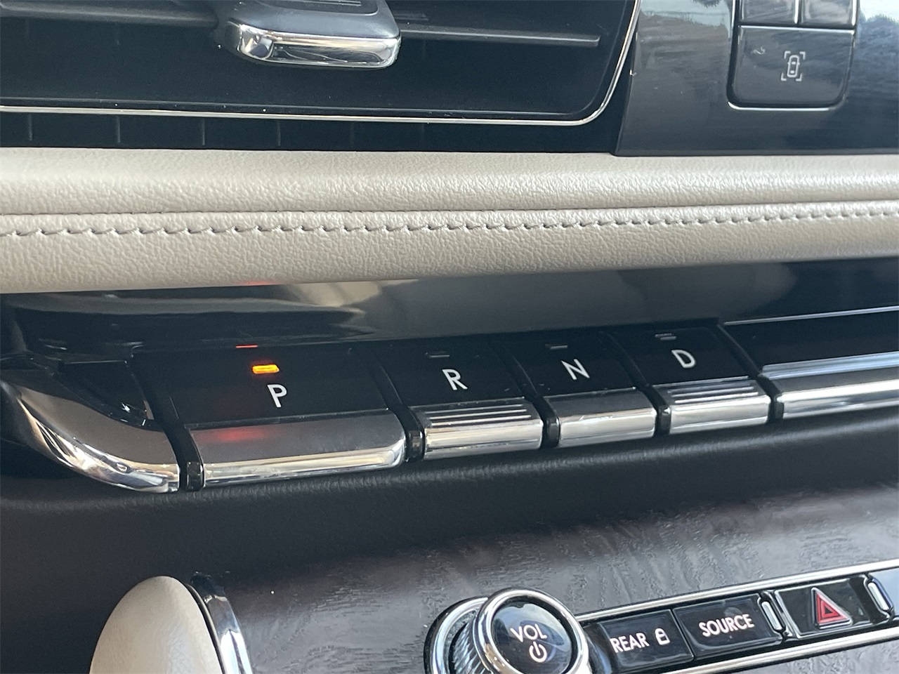 used 2020 Lincoln Aviator car, priced at $28,959